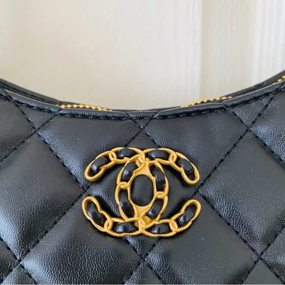 New in Box Chanel Makeup GWP Black Quilted Faux Leather 19 Hobo Shoulder Bag